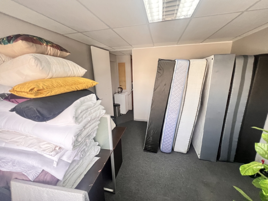 To Let commercial Property for Rent in Parklands Western Cape